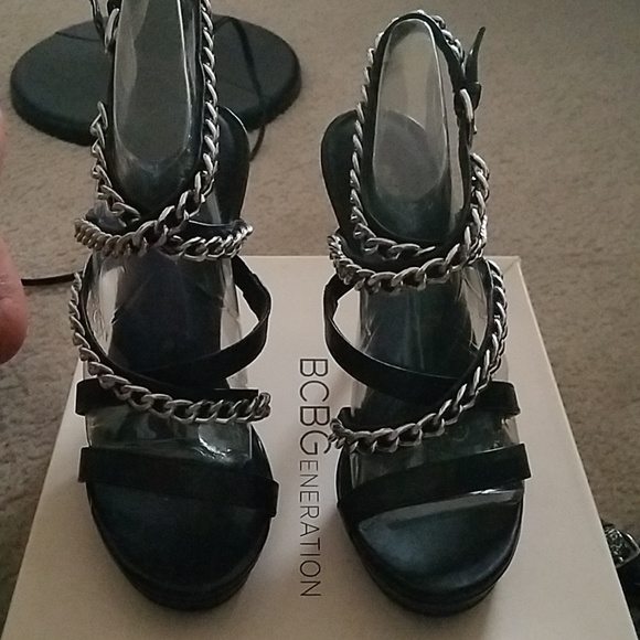 Black chain heels, great condition, worn once - Picture 1 of 6